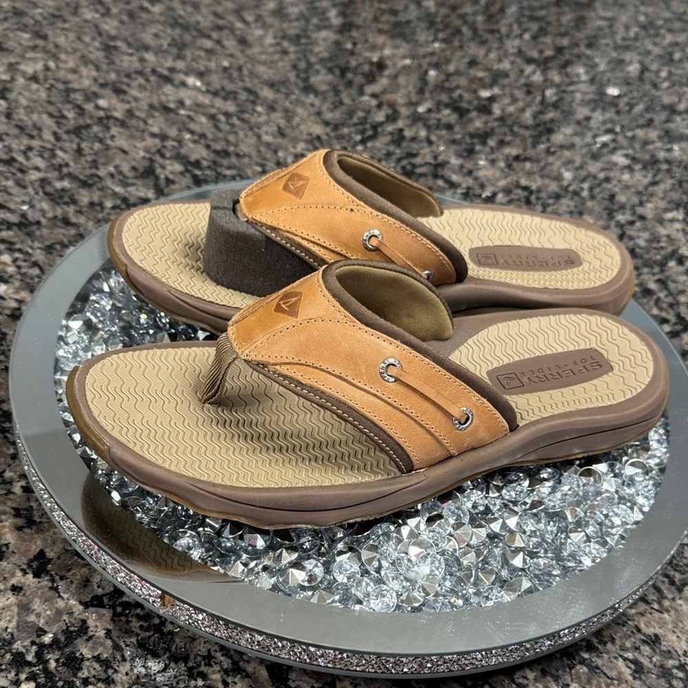 Sperry outer banks leather thongs Flip-Flops NEW M9 W10.5